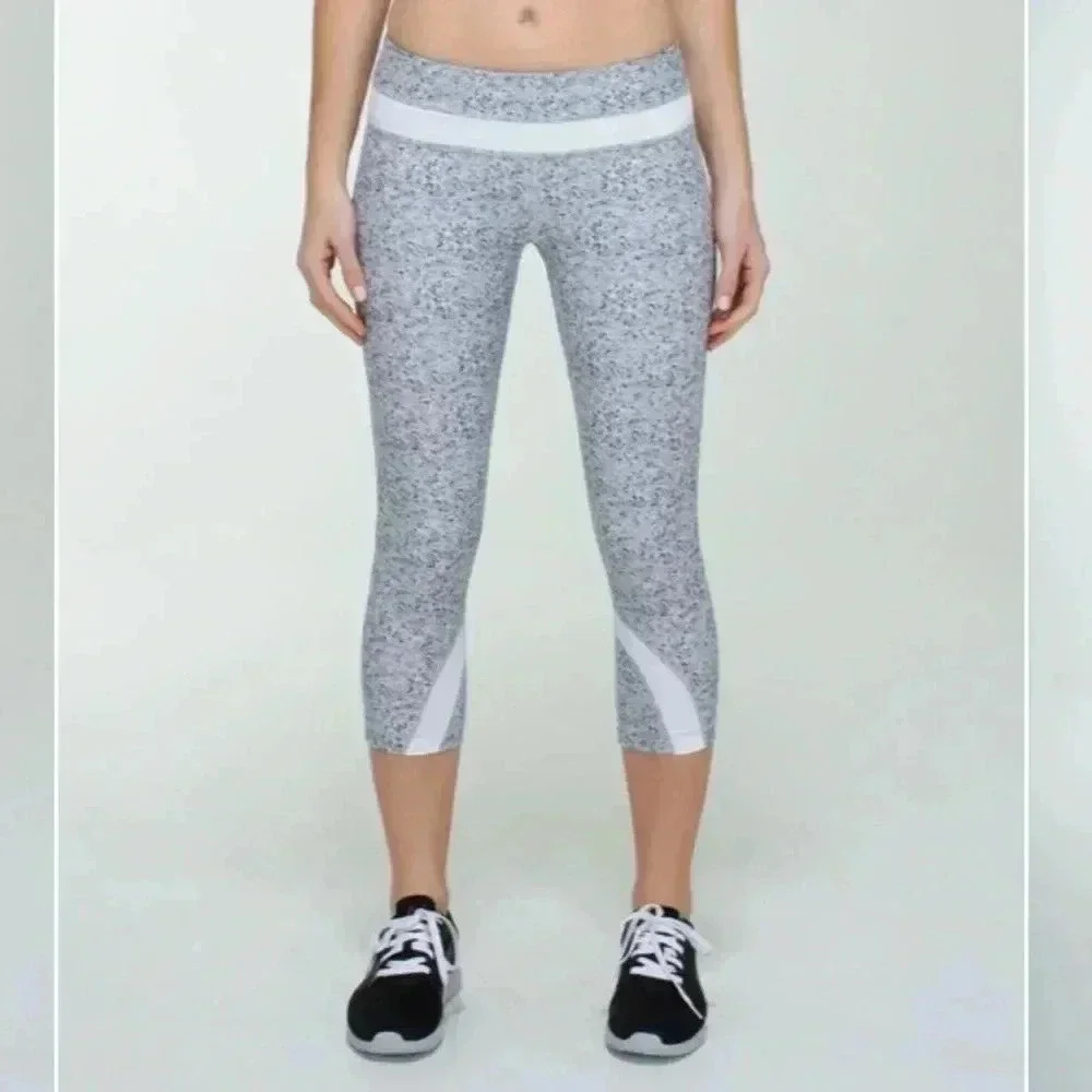 Lululemon run inspire crop 11